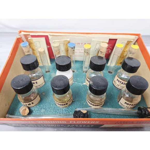 Vintage Sudbury Soil Test Kit Complete 1950s Garden Chemistry Set Gardener Decor - Picture 13 of 16